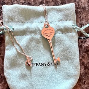 Retired: Return to Tiffany & Co. Sterling Silver Heart Key Pendant Necklace